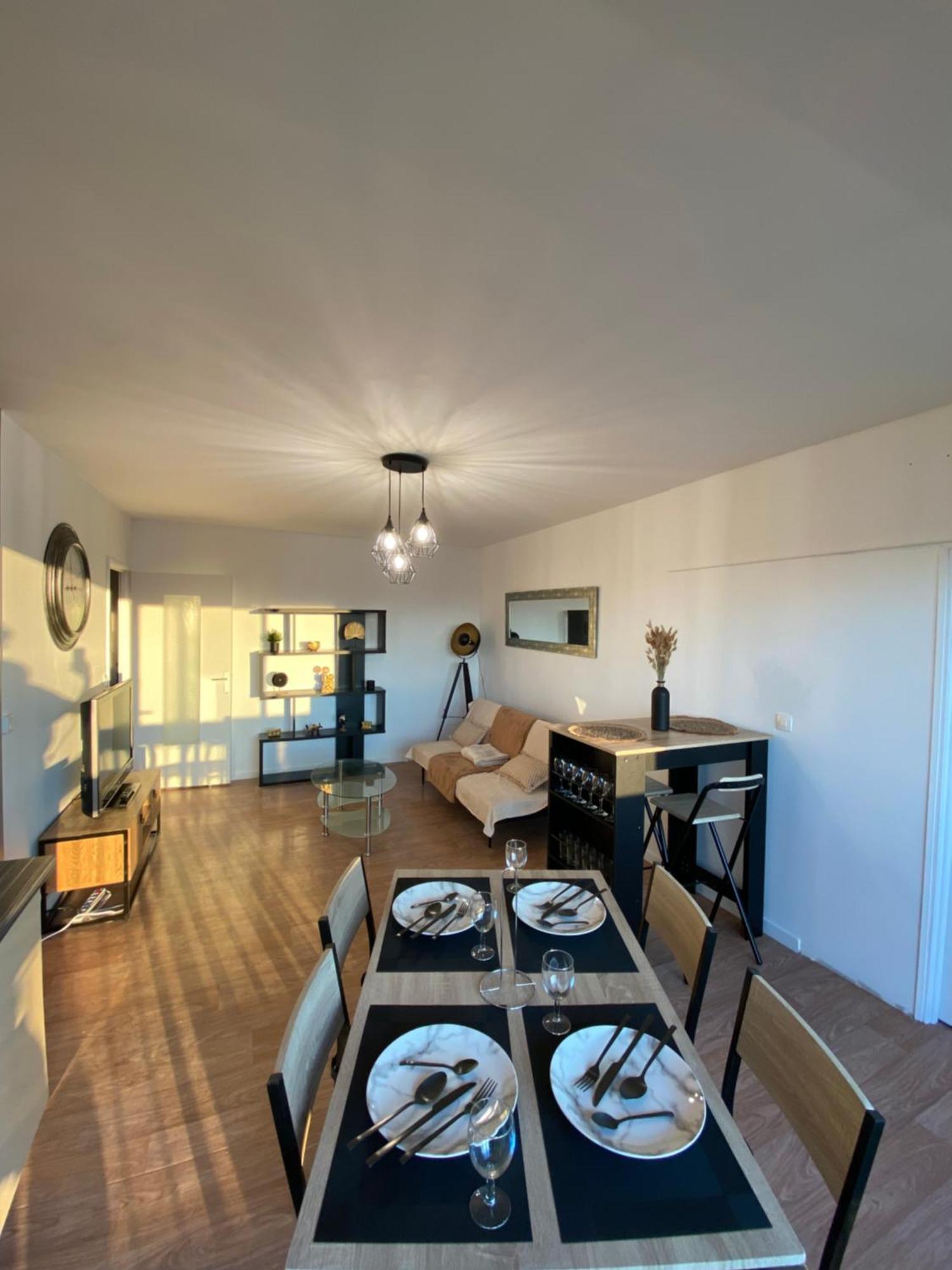 Appartement Spacieux - 10' Gare Angers Exteriér fotografie